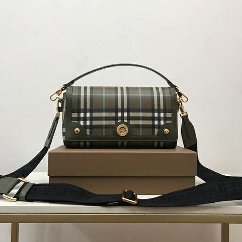 Picture of Burberry Lady Handbags _SKUfw143038616fw